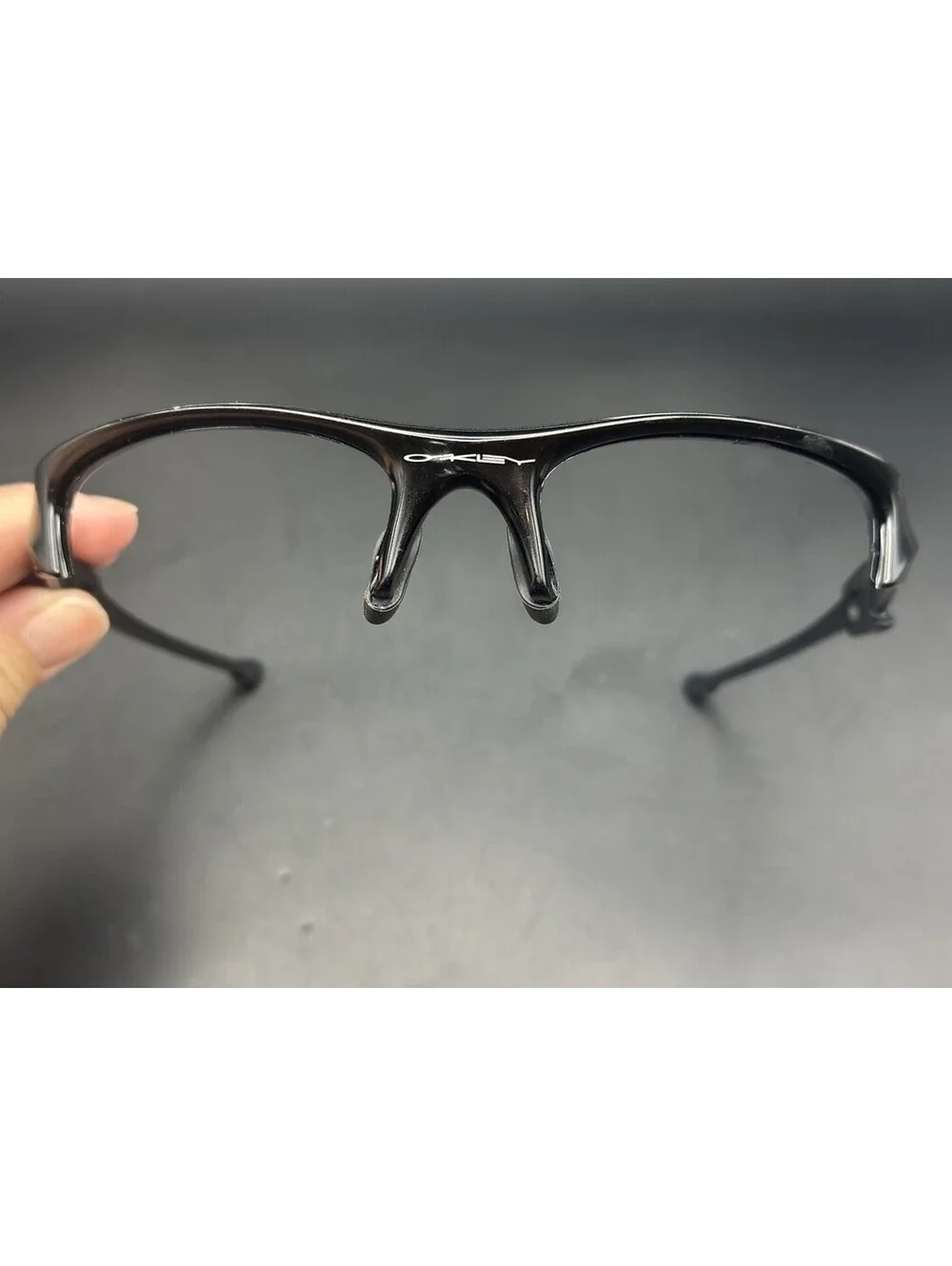 Oakley pre owned